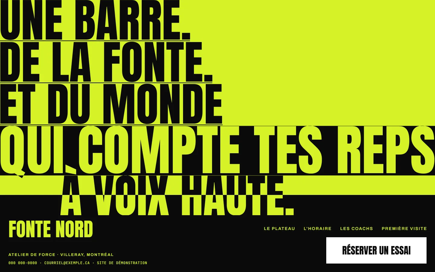 Premier écran d'un site monté pour une salle d'entraînement : « une barre, de la fonte » en lettres noires sur vert lime, et un bouton « réserver un essai ».